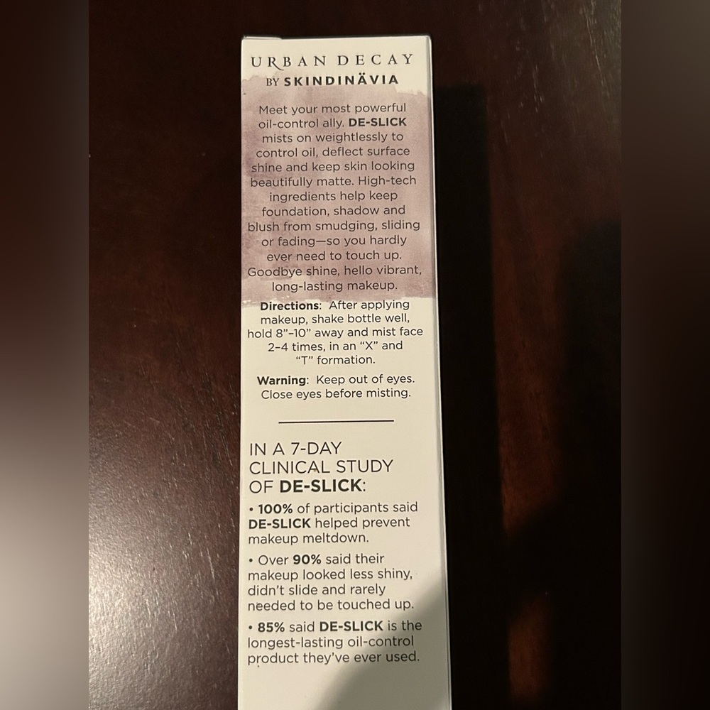 NIB Urban Decay De-Slick Makeup Setting Spray - Oil-Control - Picture 3 of 5